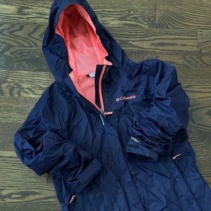 Kids Columbia omnitech rain coat. ☔️ Youth M (10/12). Navy and coral.